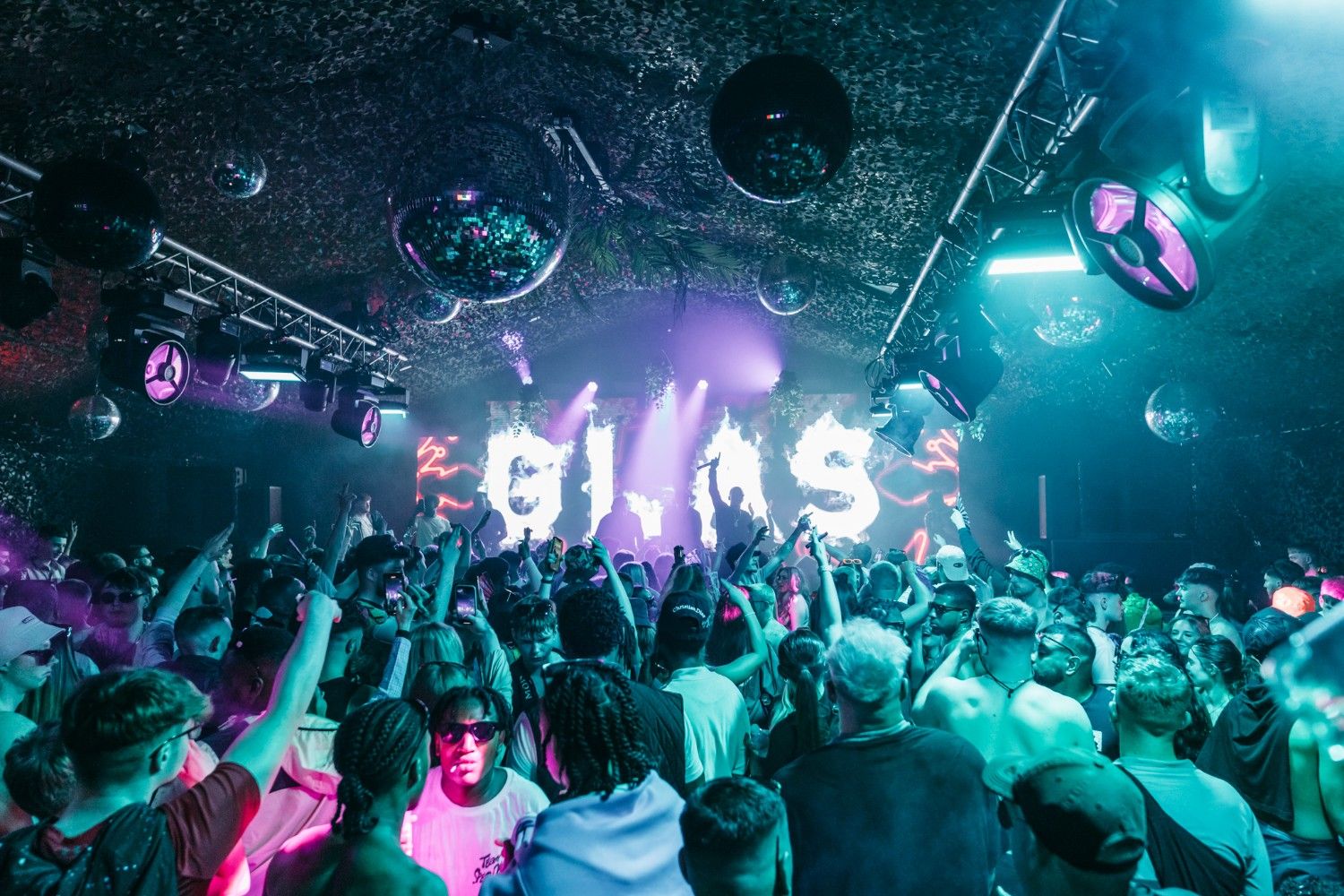 65d77c1fcb16dde8cdbd43e7_230507_GLAS-33711